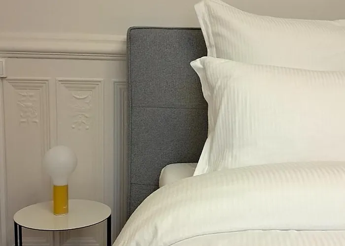 La Demeure Saint Sauveur 3* 凯恩