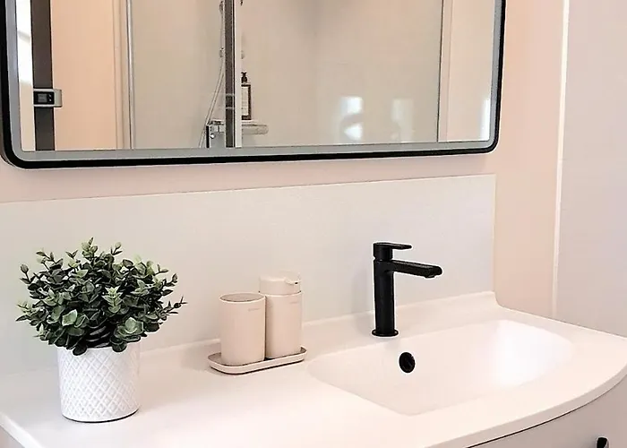 住宿加早餐酒店 La Demeure Saint Sauveur 3*