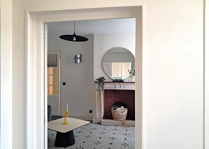 La Demeure Saint Sauveur 住宿加早餐酒店 凯恩