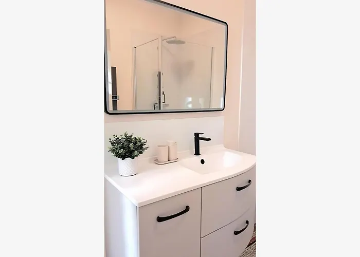 住宿加早餐酒店 La Demeure Saint Sauveur